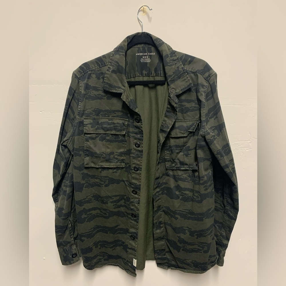 American Eagle Outfitters Men's Vietnam Tiger Camouflage Field Jacket